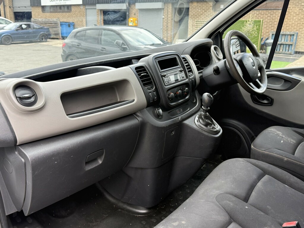 Renault Trafic 1.6 Sl27 Sport Dci Sr Pv 115 Bhp Grey #13
