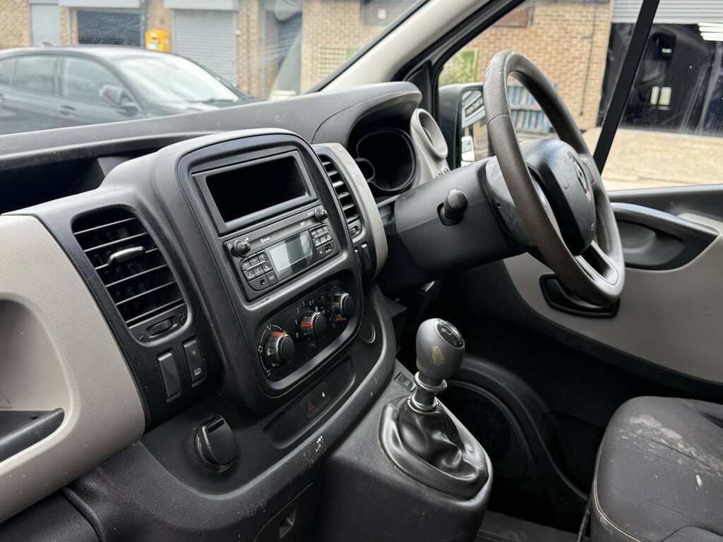 Renault Trafic 1.6 Sl27 Sport Dci Sr Pv 115 Bhp Grey #15