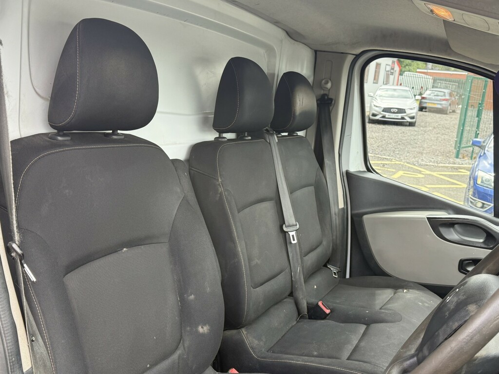 Renault Trafic 1.6 Sl27 Sport Dci Sr Pv 115 Bhp Grey #9