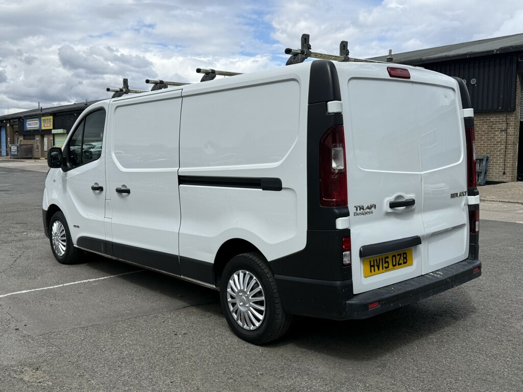 Renault Trafic 1.6 Ll29 Dci 115 Business White #5