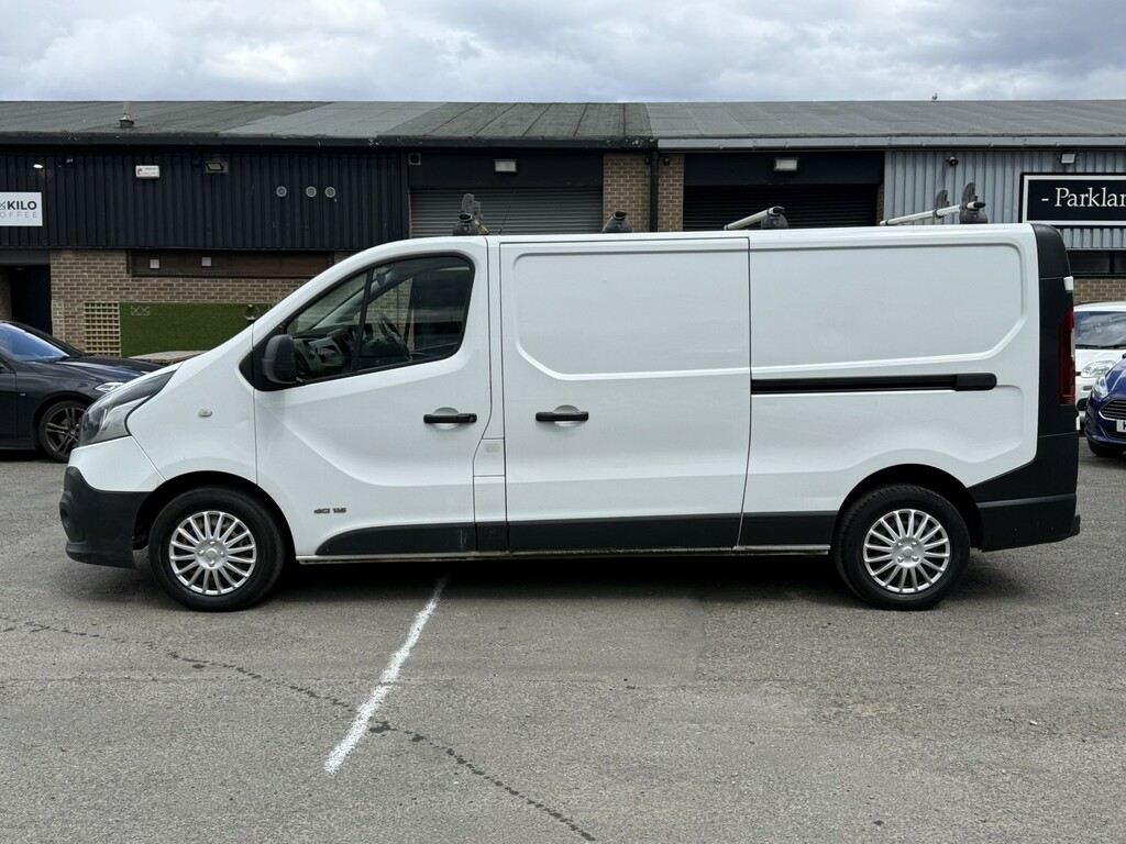 Renault Trafic 1.6 Ll29 Dci 115 Business White #6
