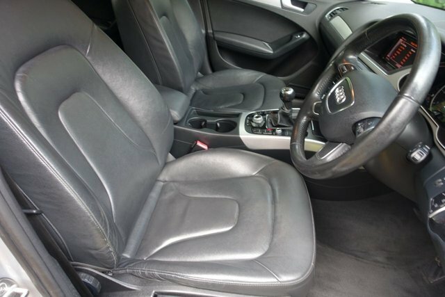 Audi A4 2.0 Tdi Se Technik Saloon Euro 5 Blue #3