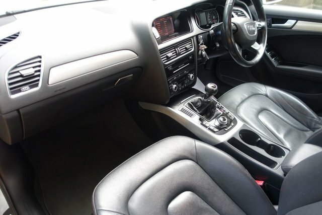 Audi A4 2.0 Tdi Se Technik Saloon Euro 5 Blue #4