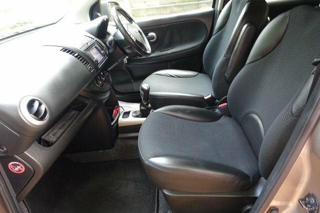 Nissan Note 1.4 16V N-tec Hatchback Euro 5 Beige #2