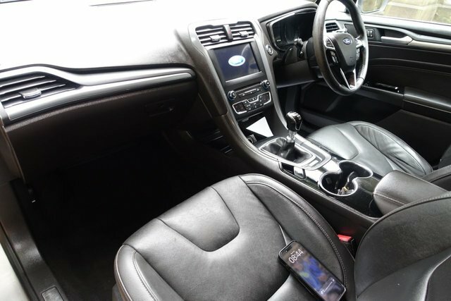 Ford Mondeo 2.0 Tdci Titanium Estate Euro 6 Blue #4
