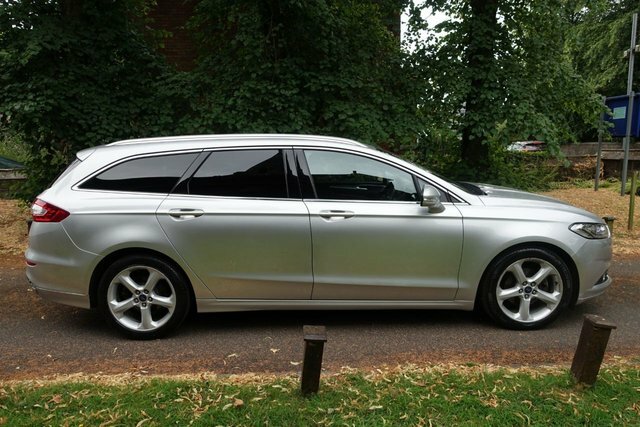 Ford Mondeo 2L Titanium Blue #11