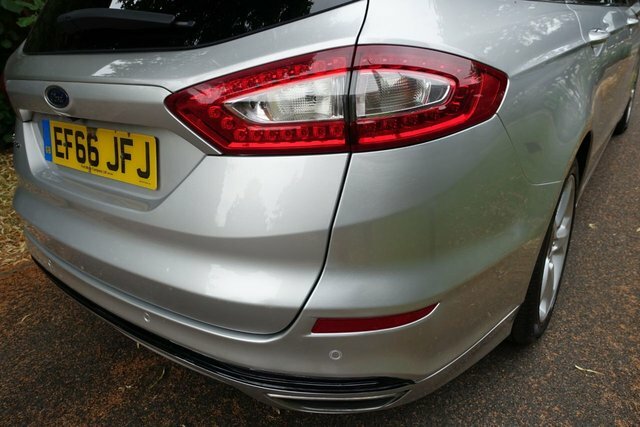 Ford Mondeo 2L Titanium Blue #16
