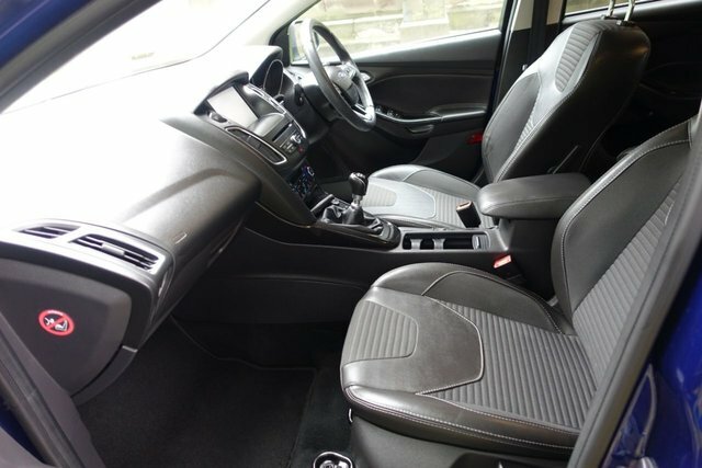 Ford Focus 2.0 Titanium X Tdci 148 Bhp MX65YDA Blue #2