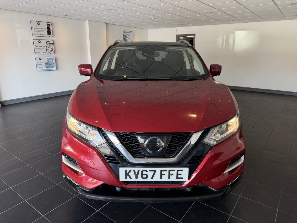 Nissan Qashqai 1.5 N-connecta Dci KV67FFE Red #2