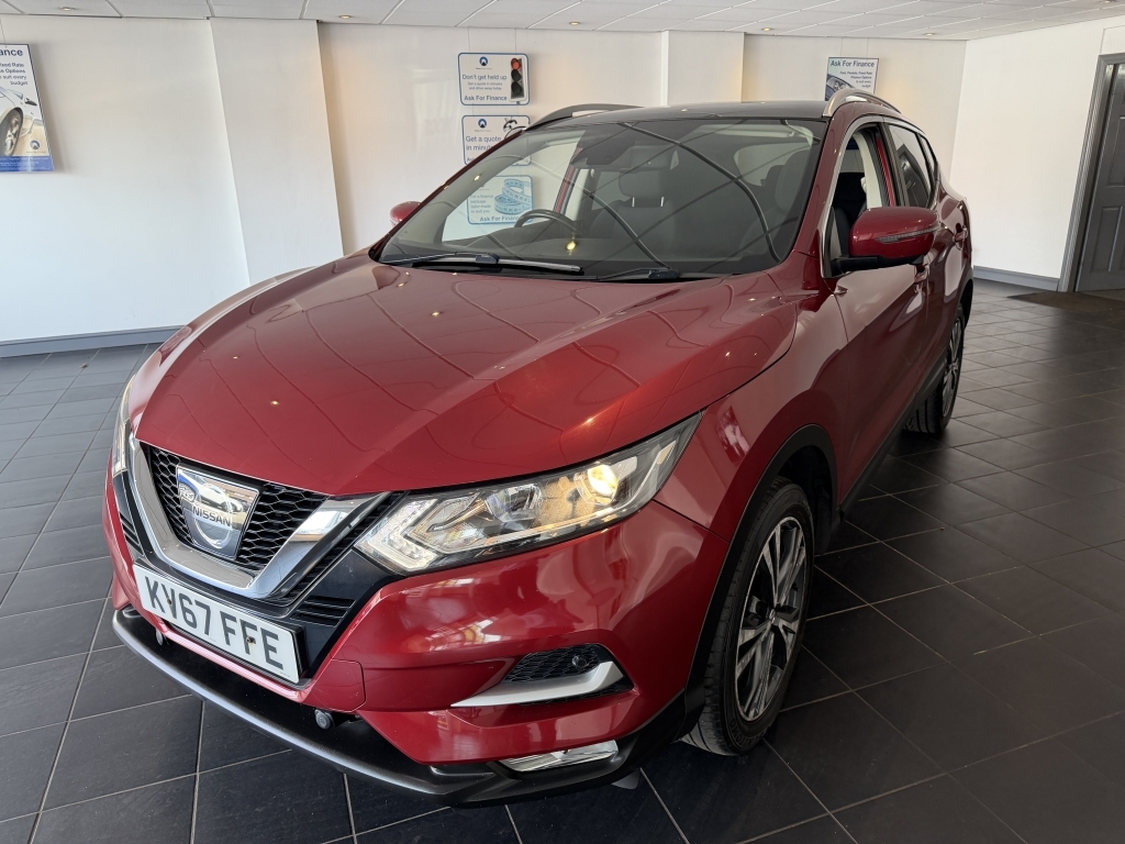 Nissan Qashqai 1.5 N-connecta Dci KV67FFE Red #3