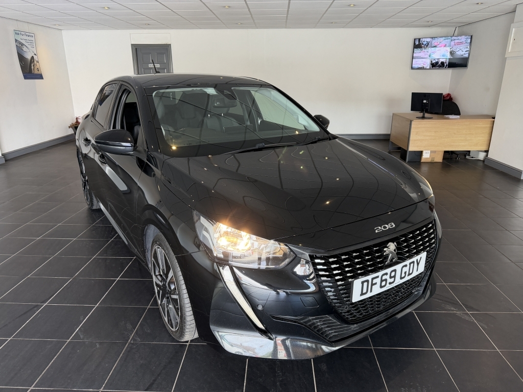Peugeot 208 1.2 Puretech Allure Black