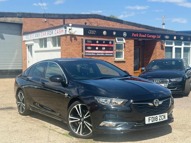 Vauxhall Insignia Hatchback Black