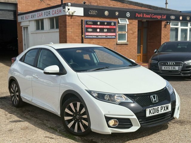 Honda Civic Hatchback White