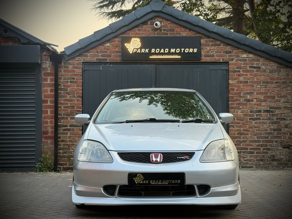 Honda Civic 2.0 I-vtec Type-r Hatchback Silver #2