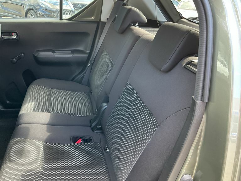 Suzuki Ignis 1.2 Dualjet 12V Hybrid Sz5 Allgrip Only 2810 Miles Blue #9