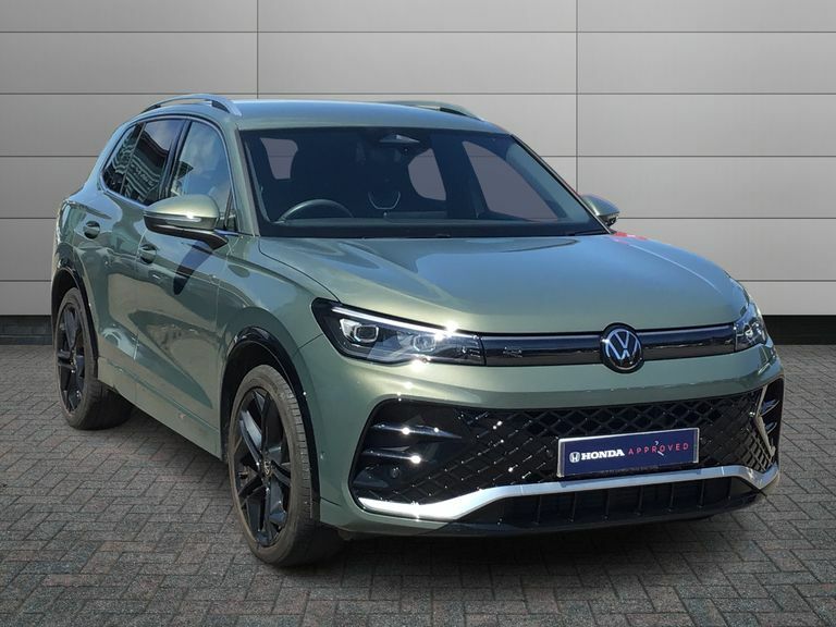 Volkswagen Tiguan 1.5 Etsi 150 Match Dsg White #1