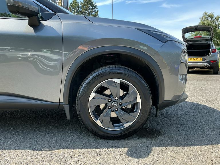Nissan X-Trail Nissan Station Wagon 1.5 E-power 204 Tekna Xtr Silver #4