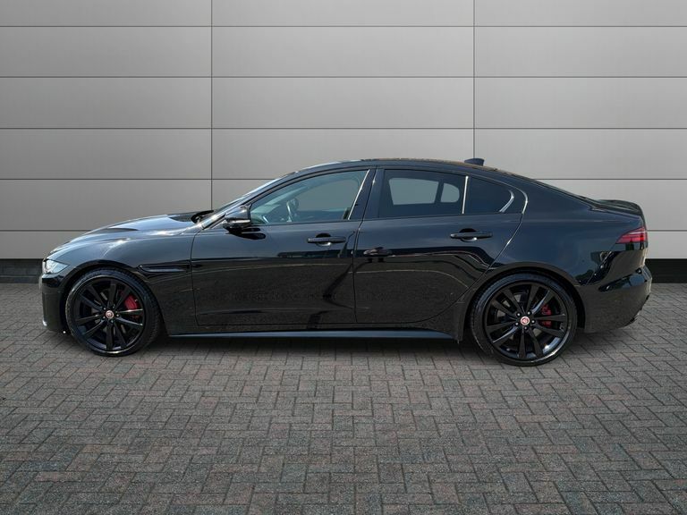 Jaguar XE Xe R-dynamic Black Grey #6
