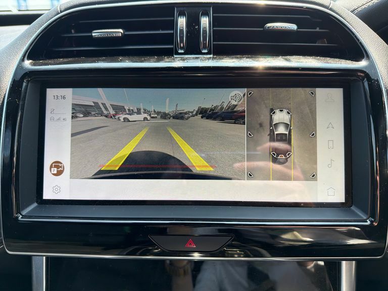 Jaguar XE Xe R-dynamic Black Grey #14