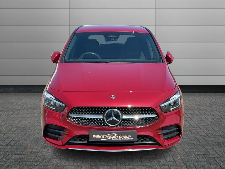 Mercedes-Benz B Class Hatchback Red #7