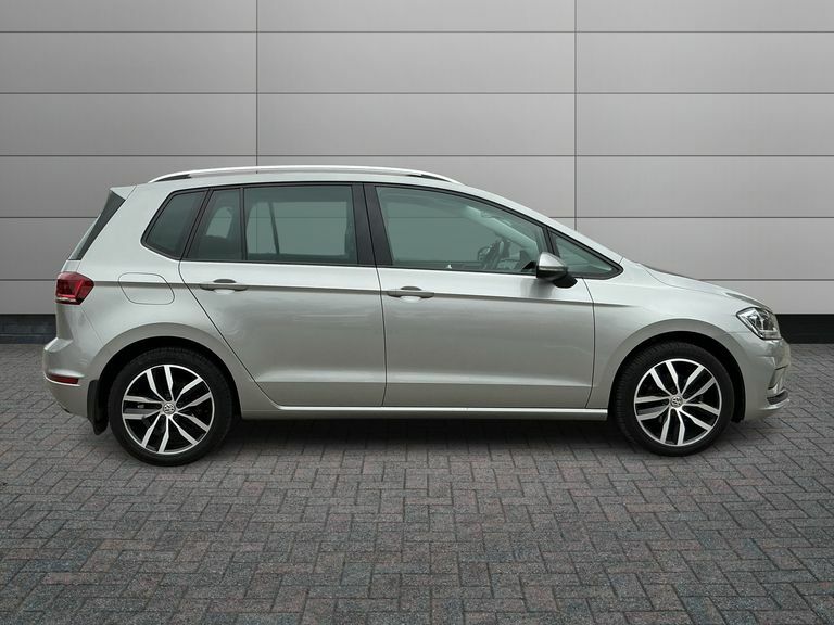 Volkswagen Golf SV Mpv Blue #5