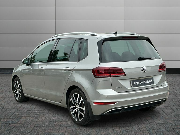 Volkswagen Golf SV Mpv Blue #3