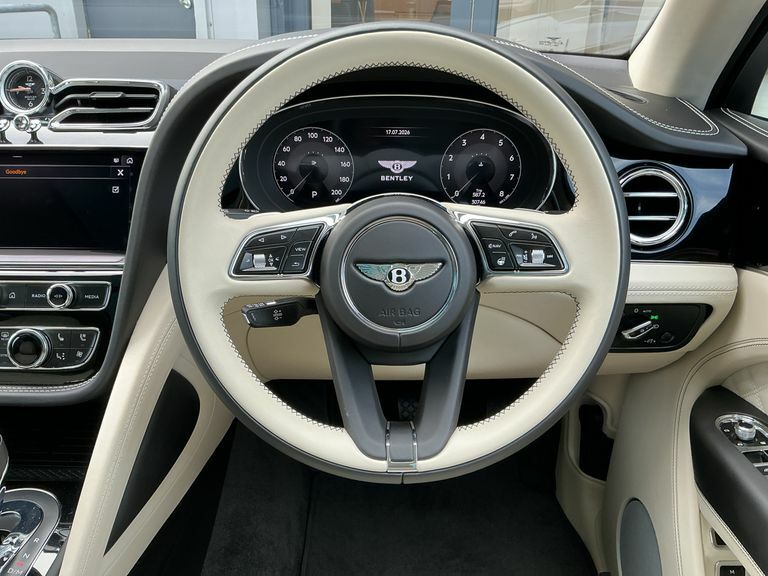 Bentley Bentayga V8 - 7 Seat Grey #10