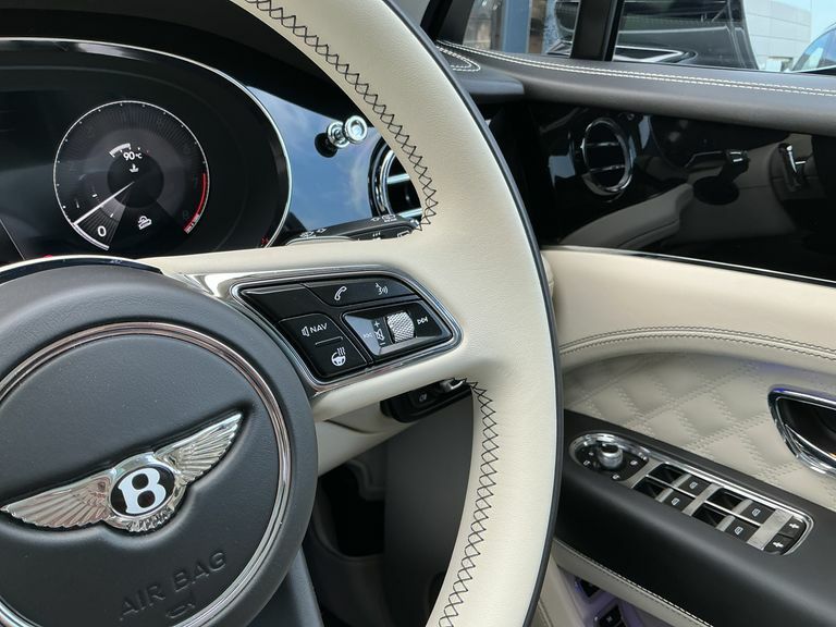 Bentley Bentayga V8 - 7 Seat Grey #13