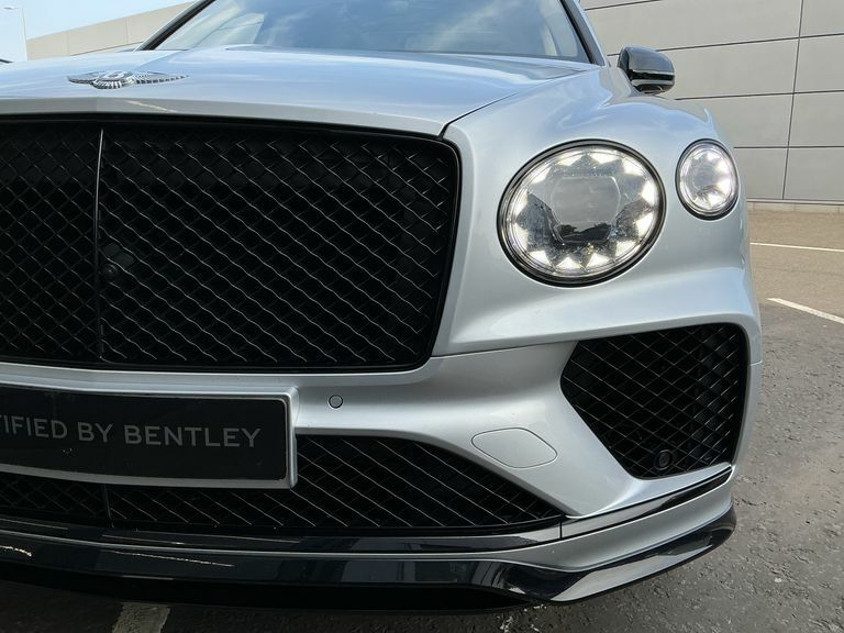 Bentley Bentayga V8 - 7 Seat Grey #34