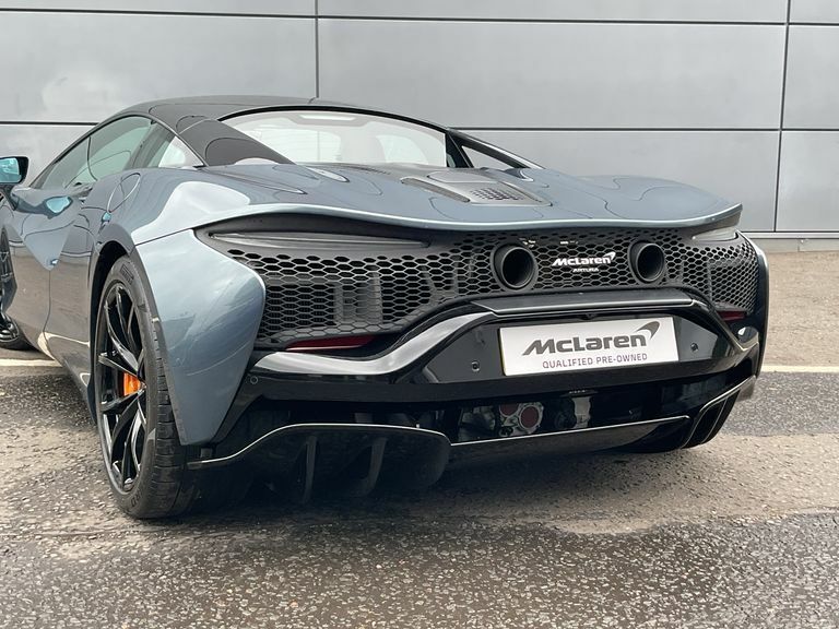 McLaren Artura Automatic Orange #23