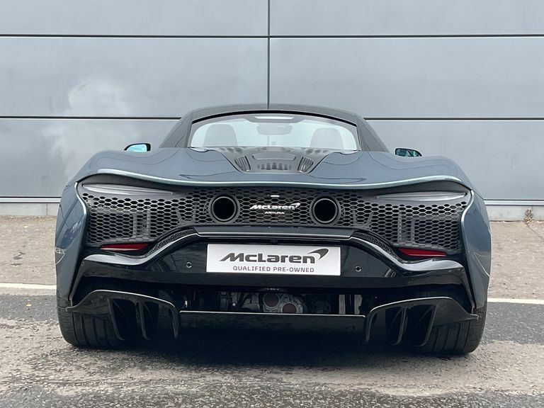 McLaren Artura Automatic Orange #8