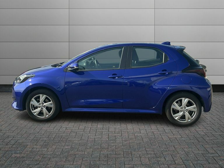 Toyota Yaris Excel Green #17