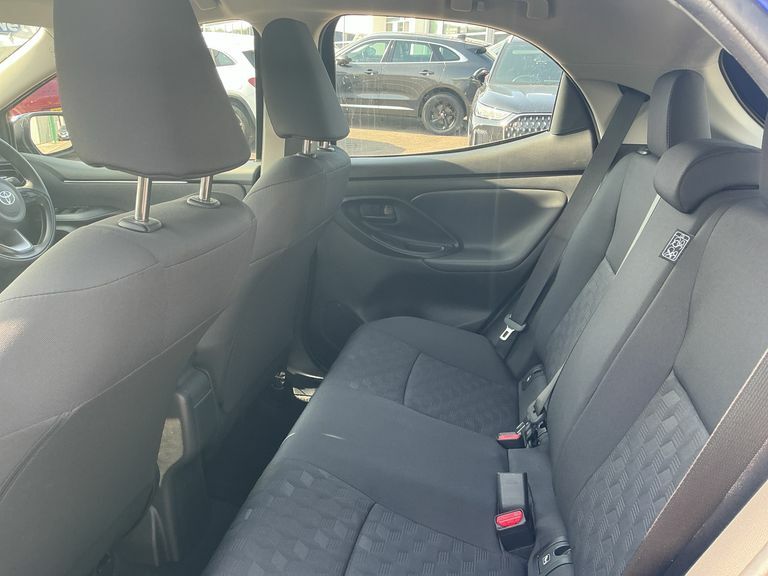 Toyota Yaris Excel Green #7