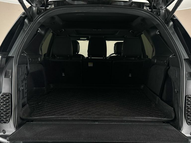 Land Rover Discovery 3.0 D300 R-dynamic Hse Grey #10