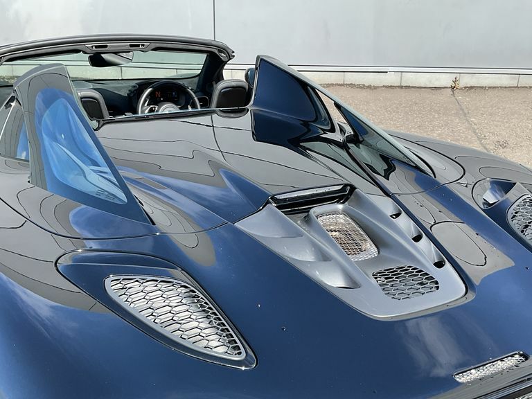 McLaren Artura Black Black #31