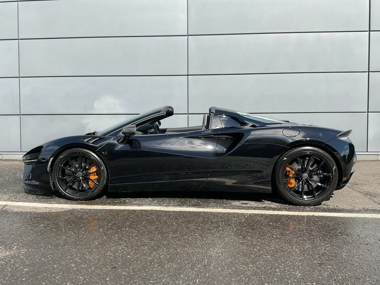 McLaren Artura Black Black #6