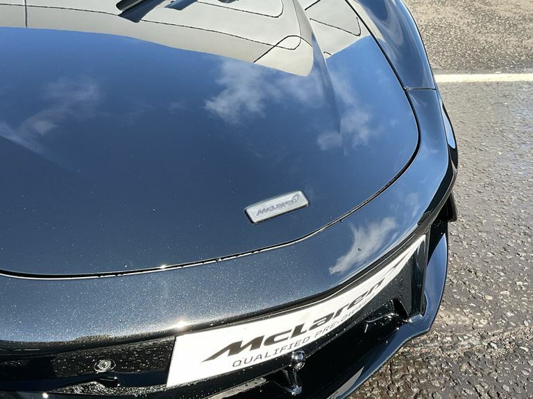 McLaren Artura Black Black #20