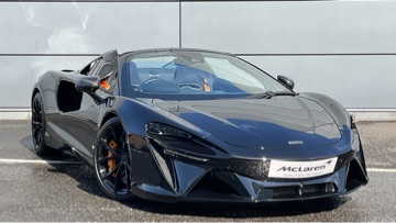 McLaren Artura Black Black #35