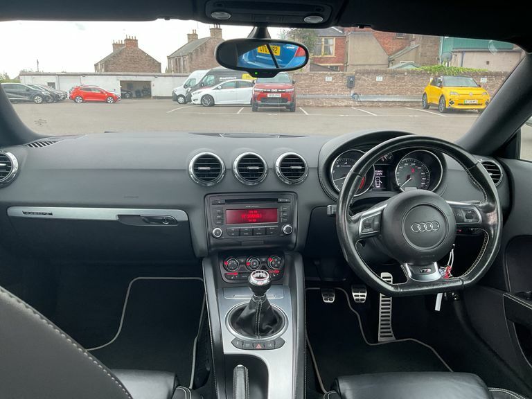 Audi TT 2.0 Tfsi S Line Special Edition Euro 4 White #10