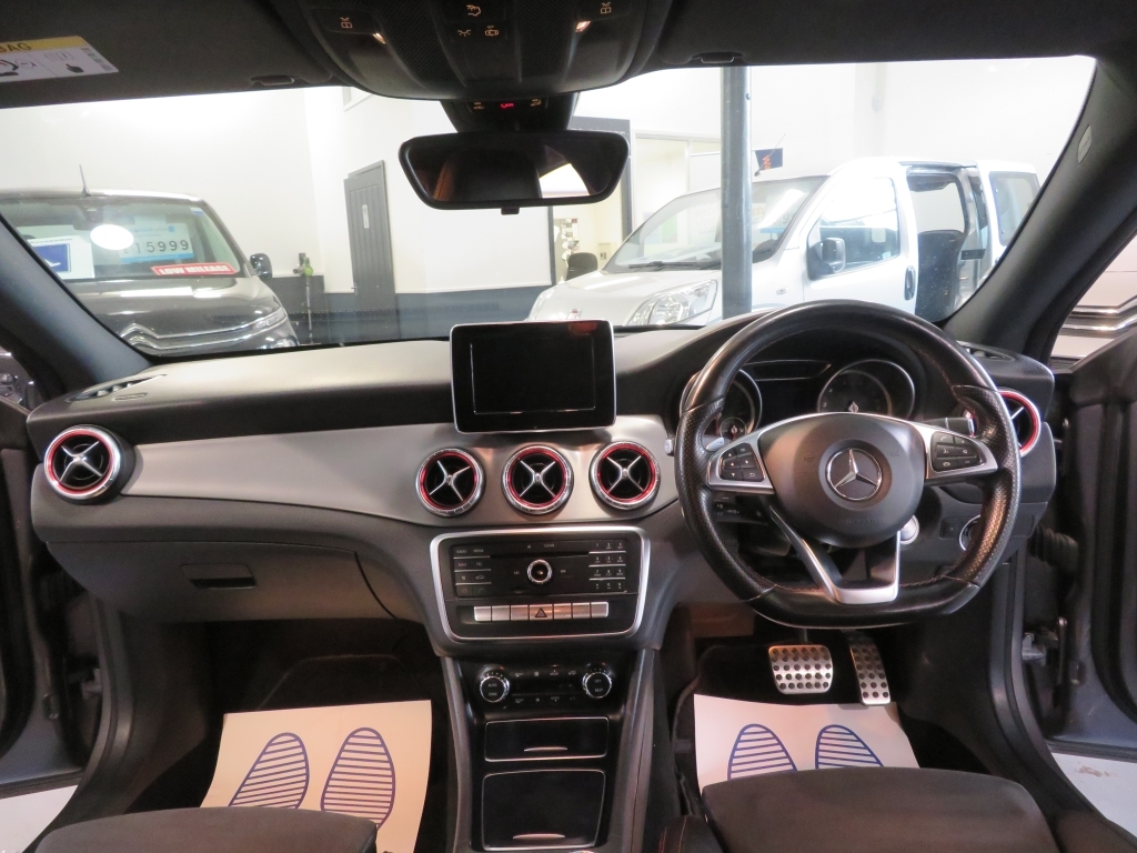 Mercedes-Benz CLA Class 2.1 Cla220d Amg Line Shooting Brake 7G- White #10