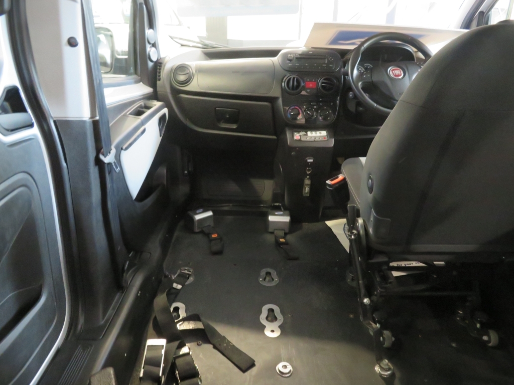 Fiat Qubo Mpv Silver #4