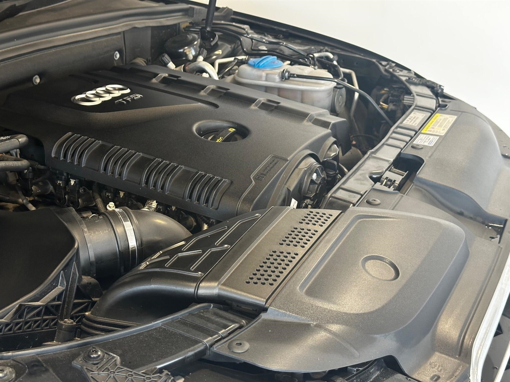 Audi A4 Avant 2L Se Technik Grey #43