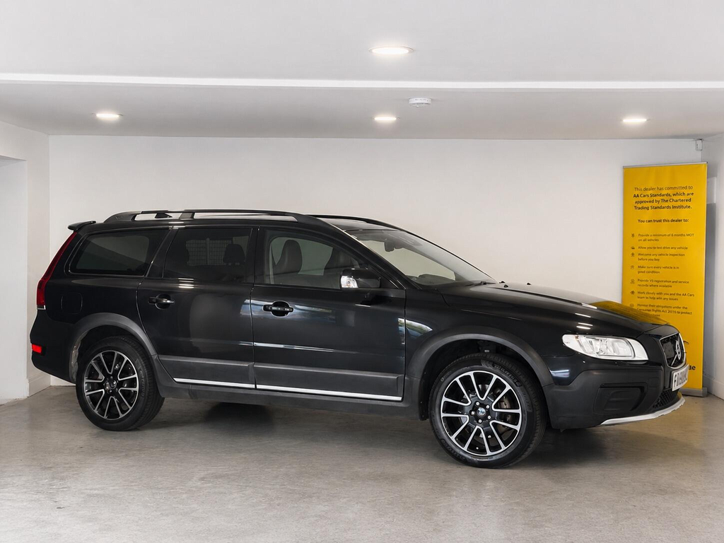 Volvo XC70 2.4 D5 Se Lux Awd 220 Bhp Black #9