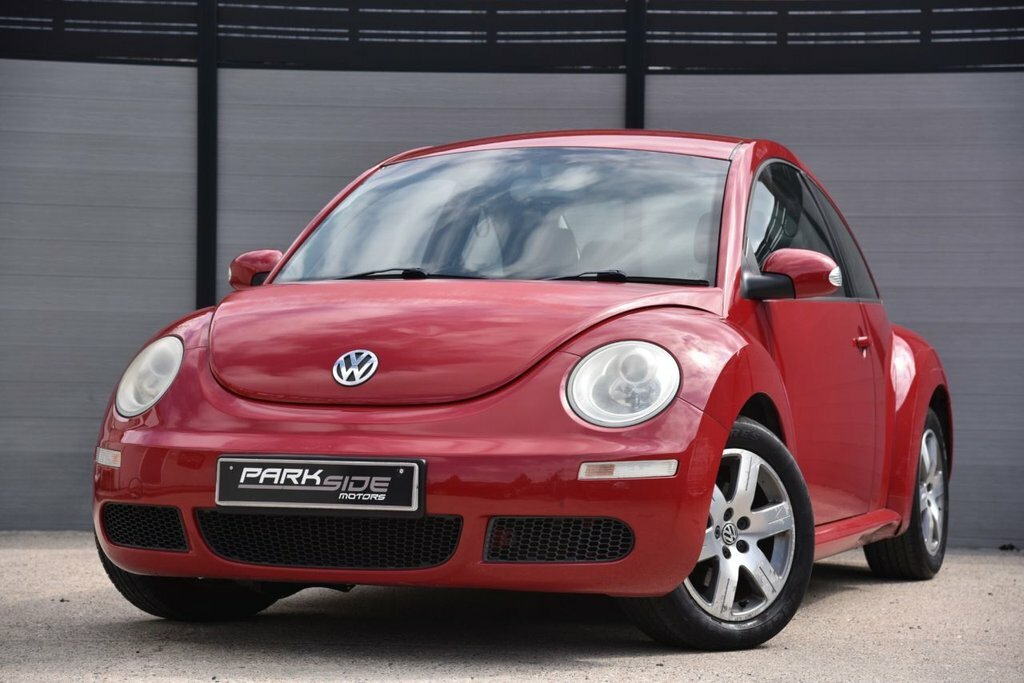 Volkswagen Beetle 1.6L Luna Red #5