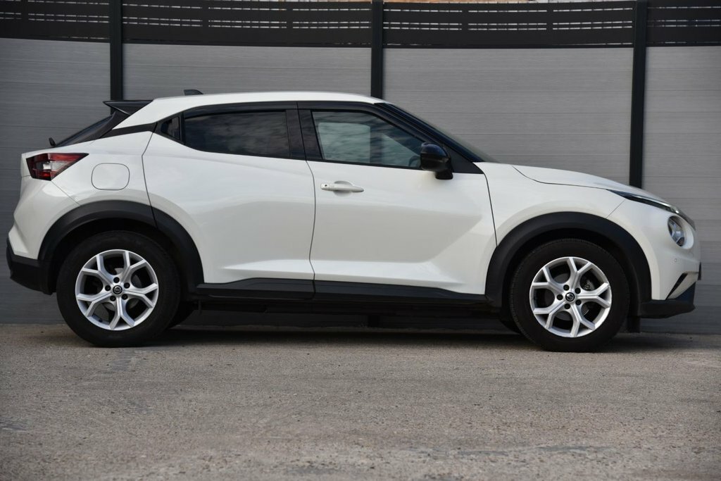 Nissan Juke 1L N-connecta White #6