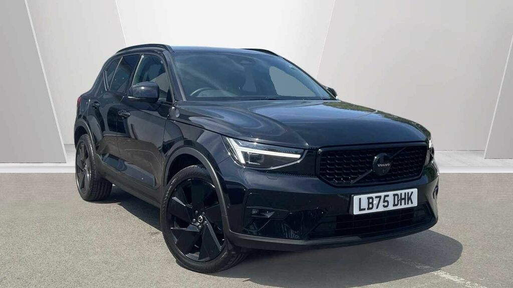 Volvo XC40 Black Edition Plus Pro, B4 Mild Hybrid, Black