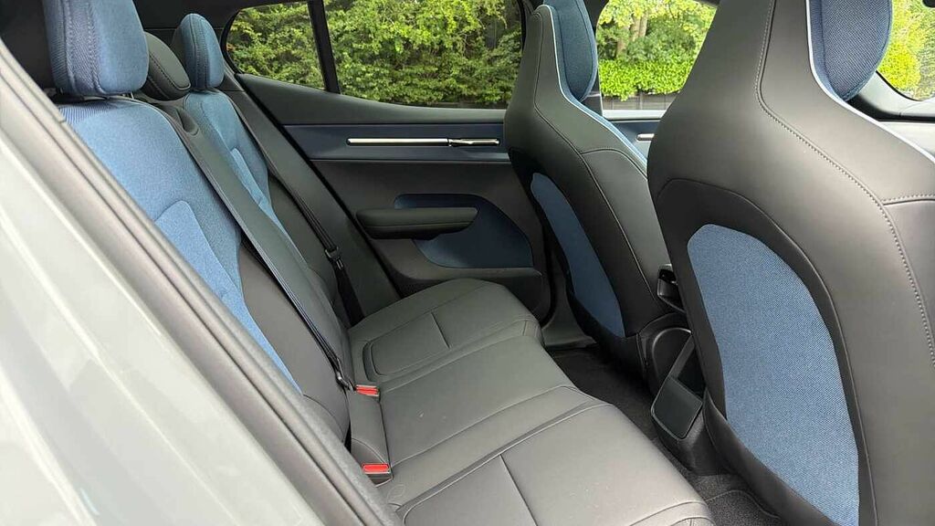 Volvo EX30 Twin Motor Performance Ultra RA26NLC Grey #6