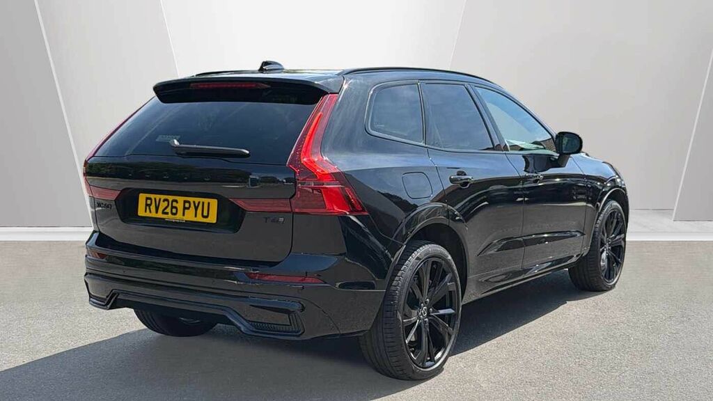 Volvo XC60 T6 Awd Black Edition Plus RV26PYU Black #2