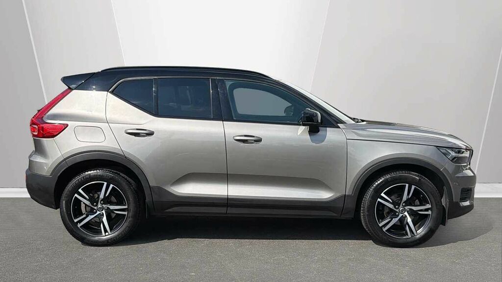 Volvo XC40 T3 R-design YY22BVJ Grey #3