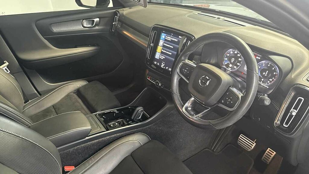 Volvo XC40 R-design, B4 Mild Hybrid Grey #4